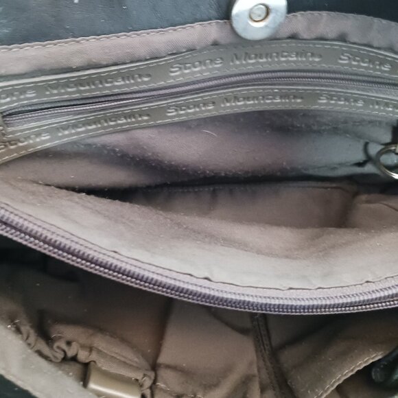 Stone Mountain Classic Leather Shoulder Bag - Picture 3 of 16